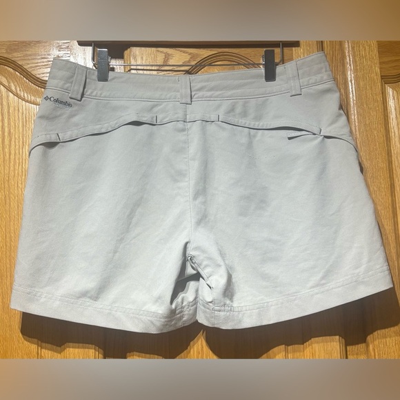 Columbia Titanium Omni-Shade Water Resistant Women’s Beige Hiking Shorts Size 12 - Picture 8 of 10